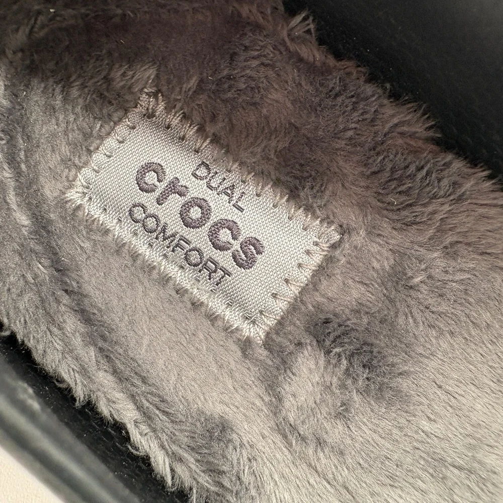 NWT Crocs Olivia II Ballet Flats Women's Size 9 Black Faux Fur Lined